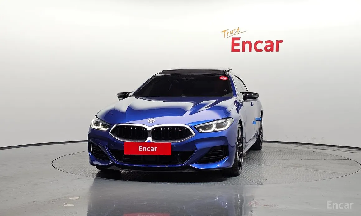 Фото 3 - BMW 8 Series