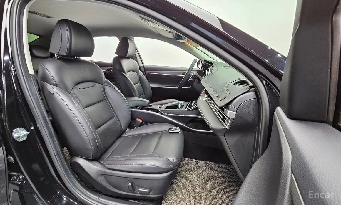 Фото 10 - Hyundai Grandeur