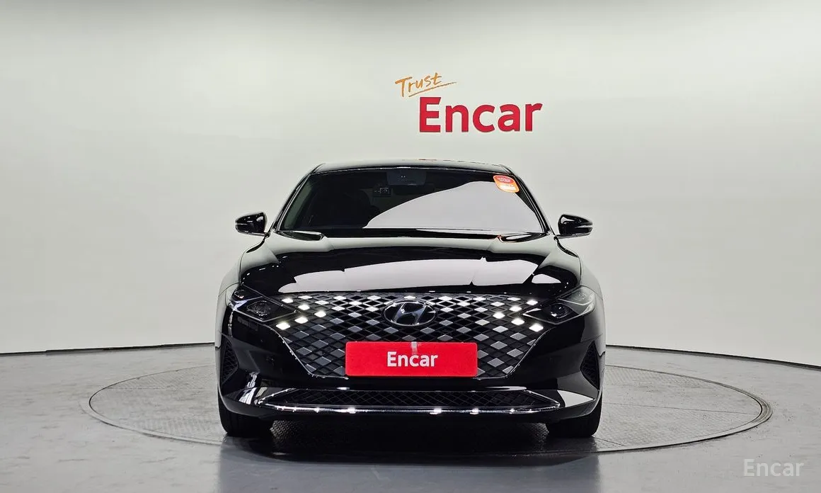 Фото 3 - Hyundai Grandeur