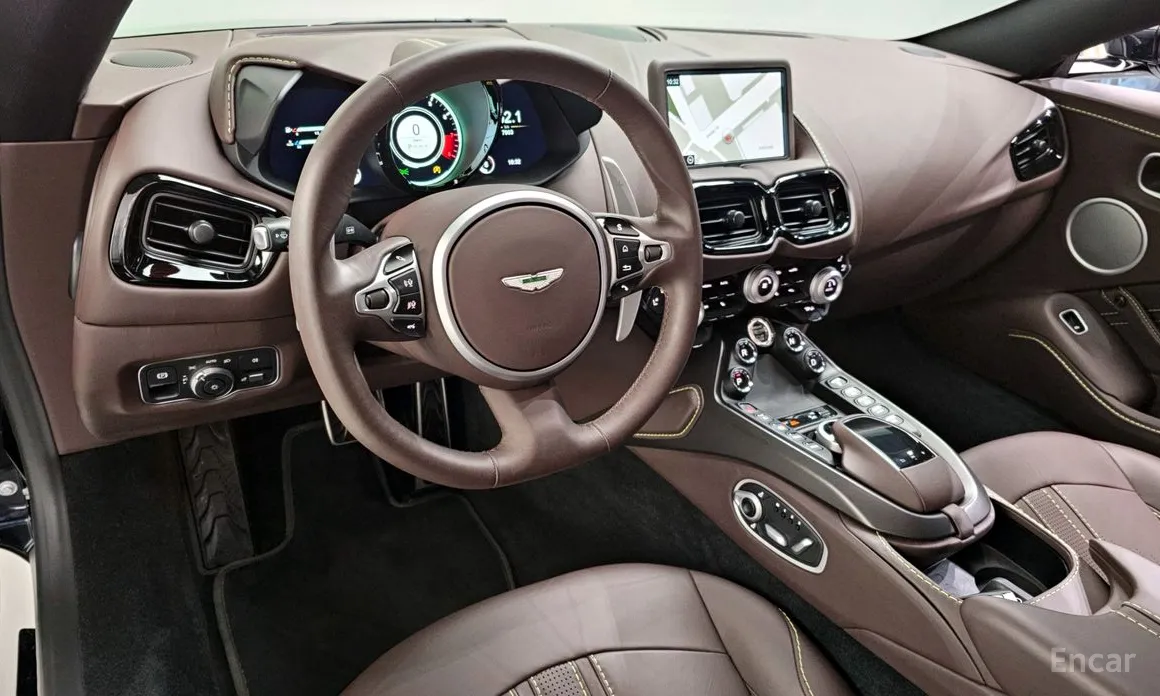 Фото 7 - Aston Martin Vantage