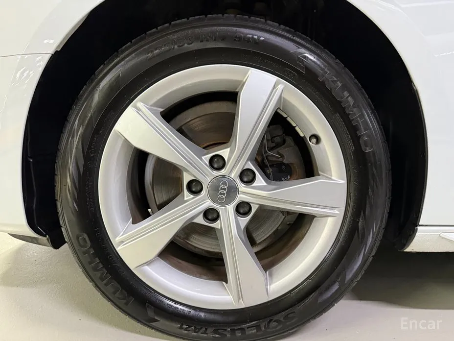 Фото 20 - Audi A4