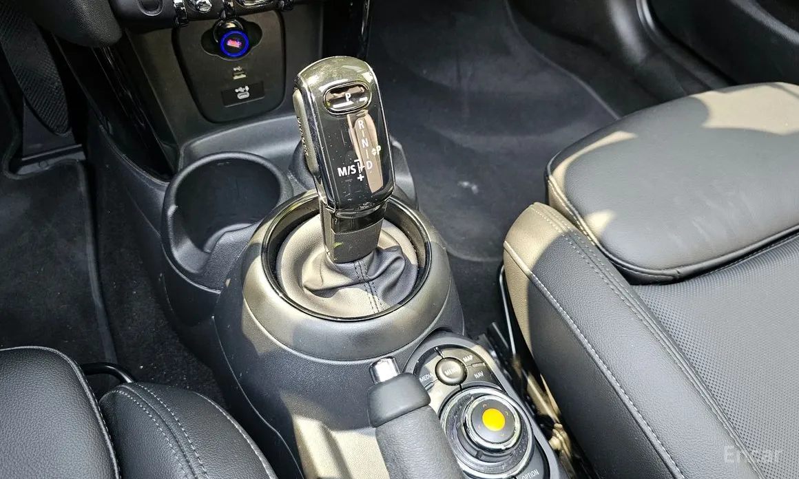 Фото 9 - Mini Cooper