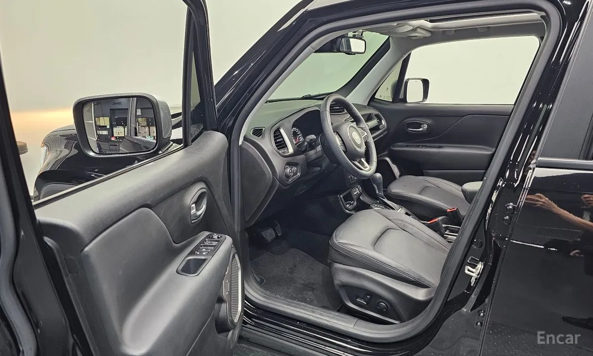 Фото 10 - Jeep Renegade