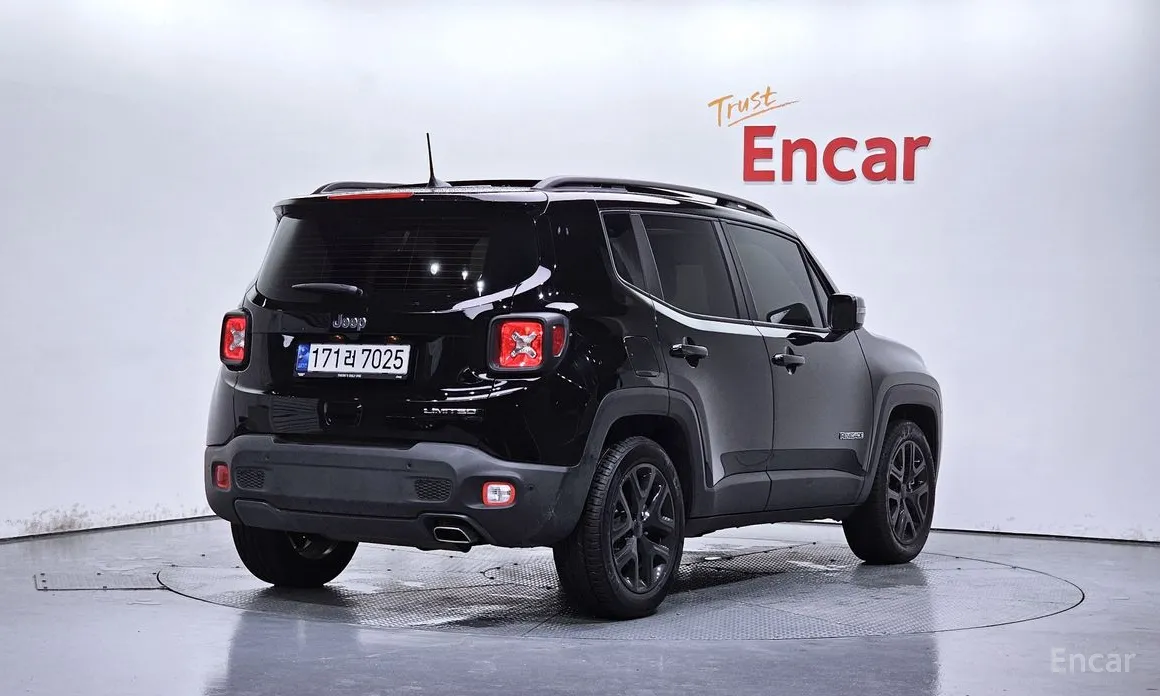 Фото 2 - Jeep Renegade