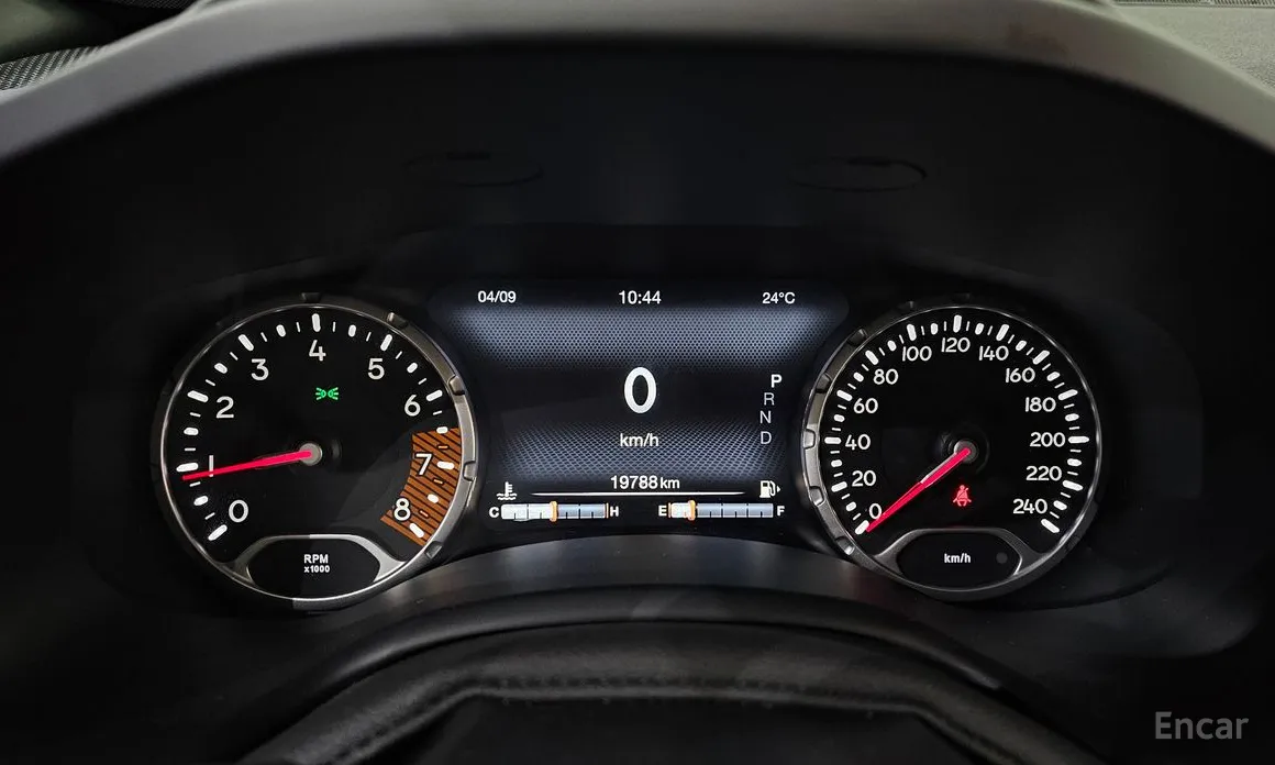 Фото 8 - Jeep Renegade