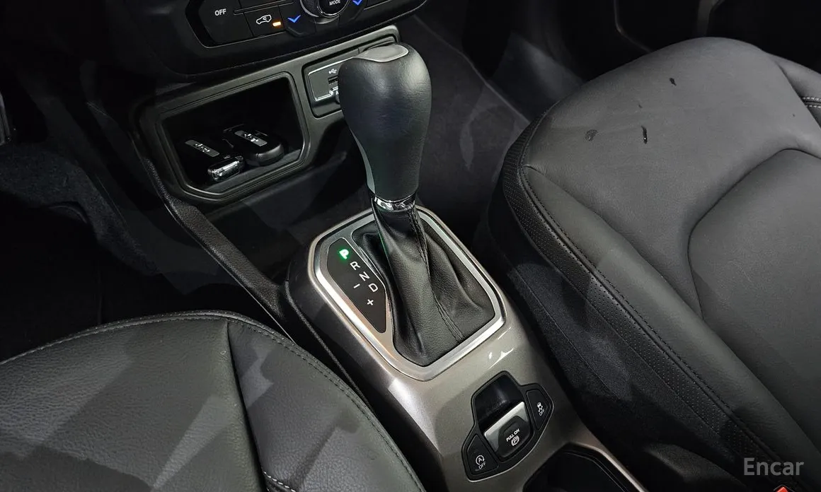 Фото 9 - Jeep Renegade