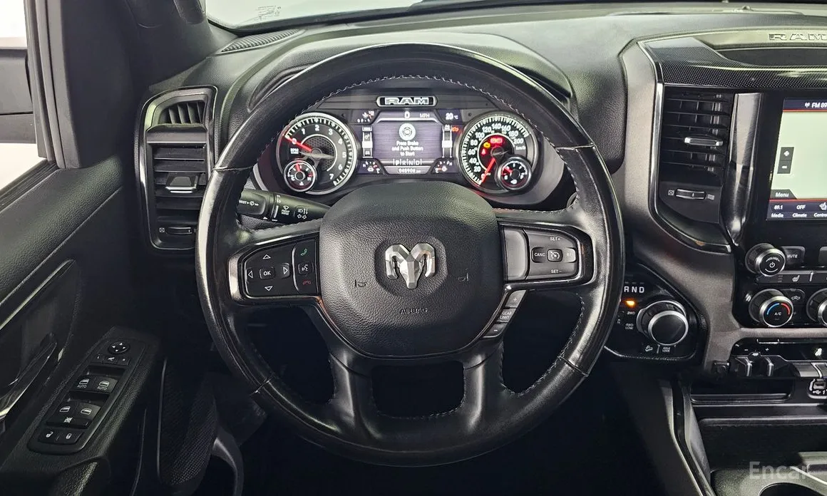 Фото 13 - Dodge Ram Pickup