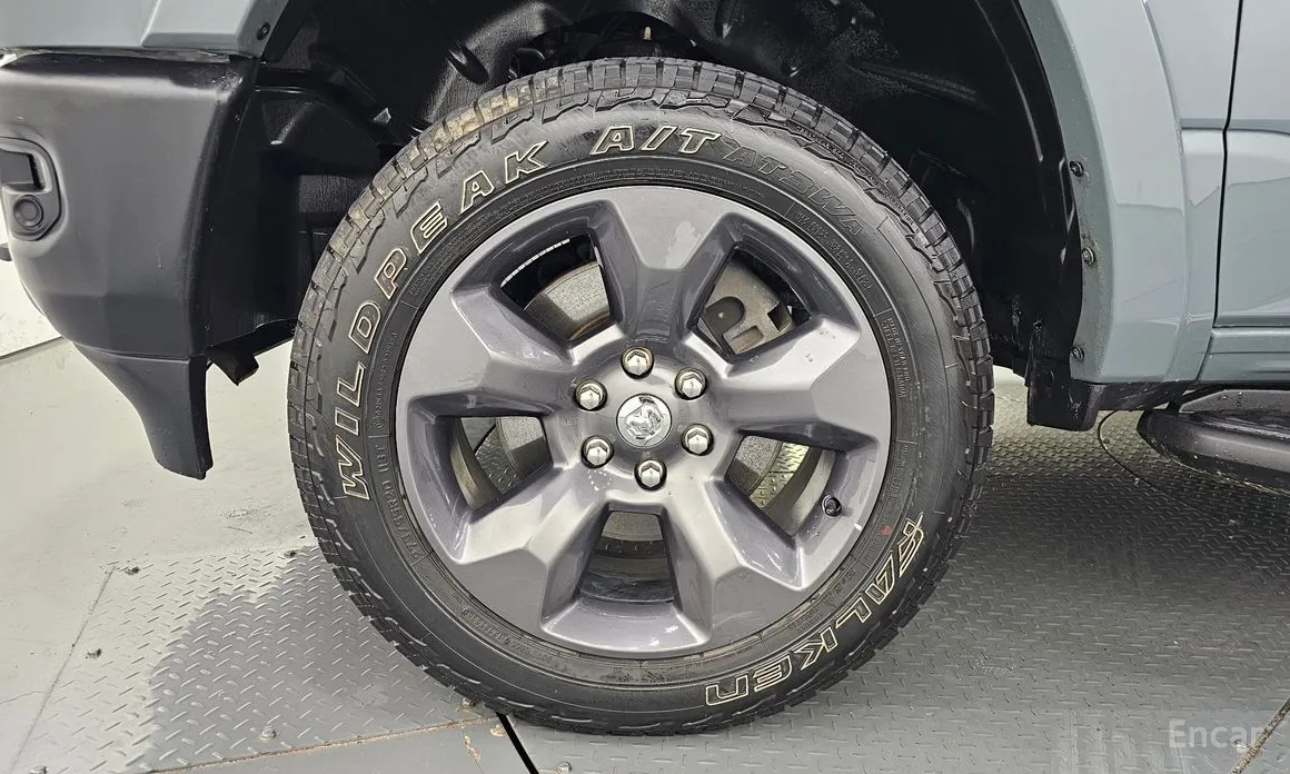 Фото 5 - Dodge Ram Pickup