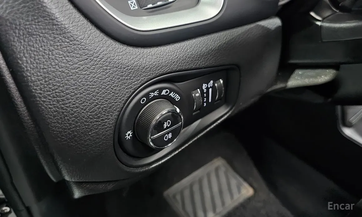 Фото 19 - Jeep Renegade