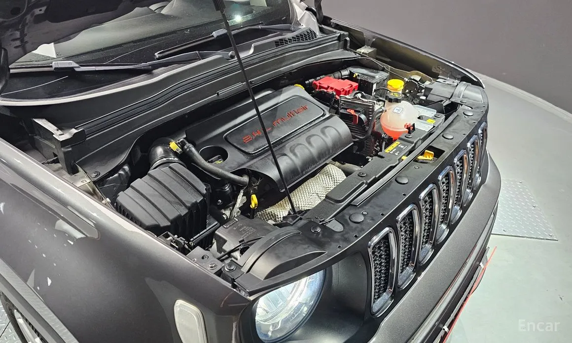 Фото 6 - Jeep Renegade