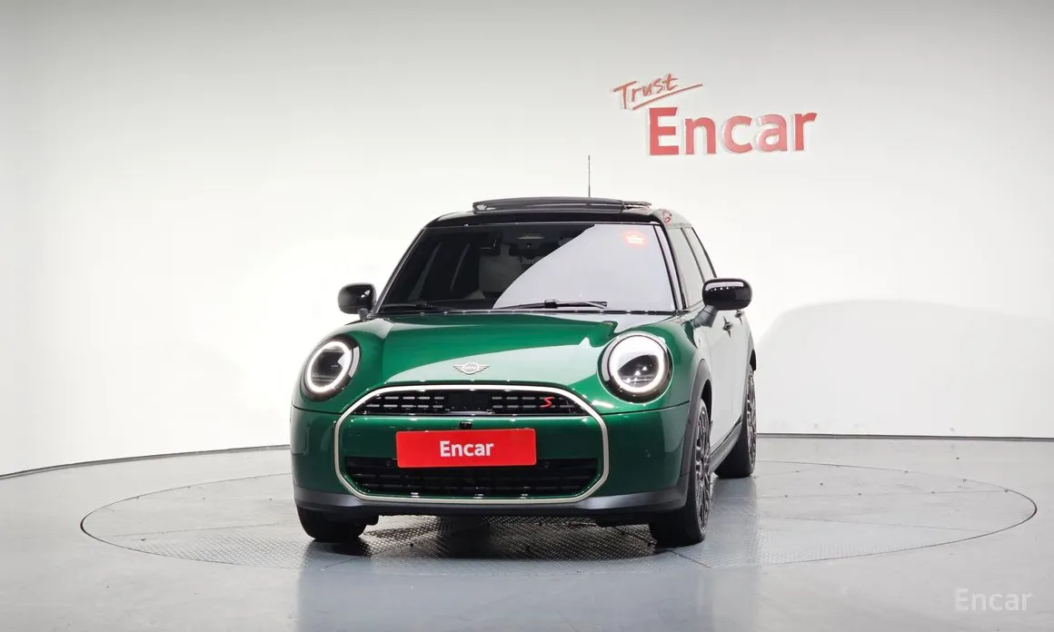 Фото 3 - Mini Cooper