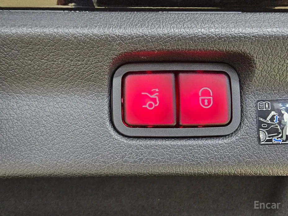 Фото 18 - Mercedes-Benz EQE