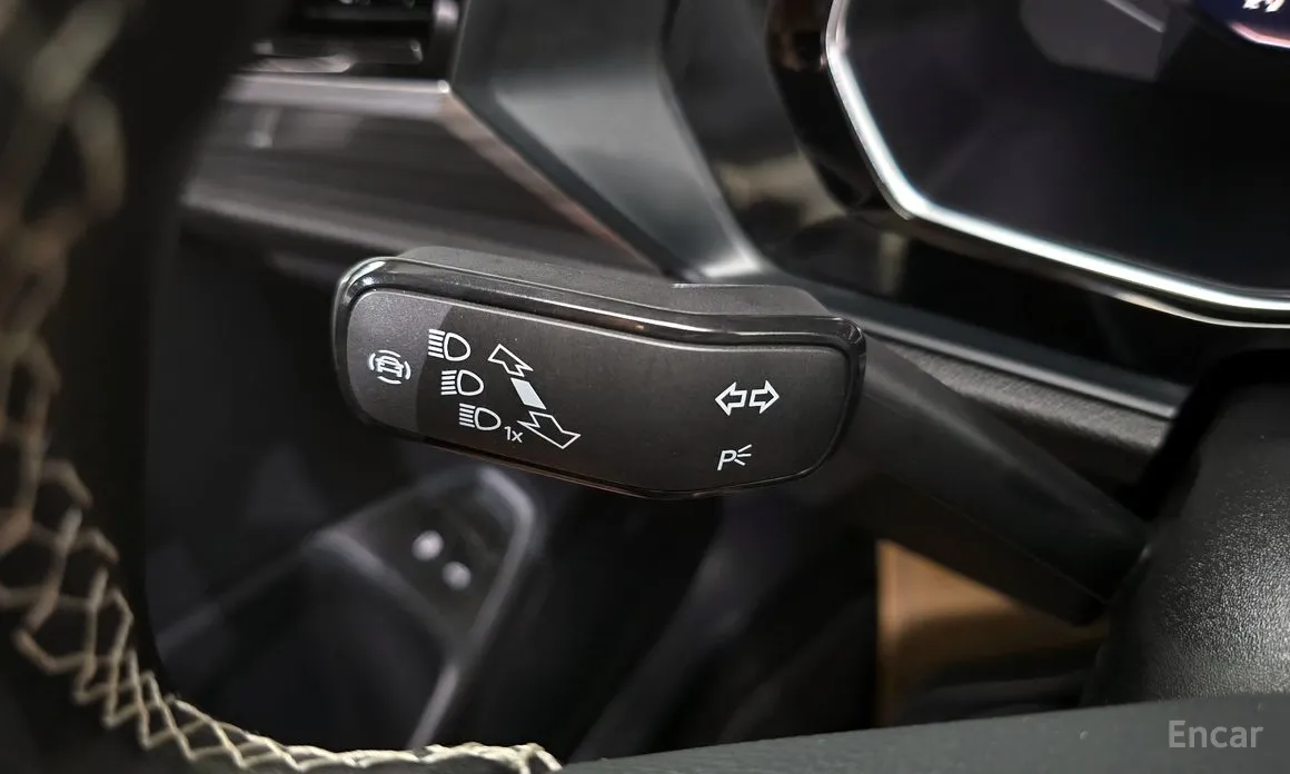 Photo 16 - Volkswagen Jetta