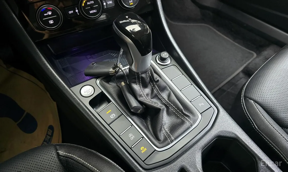 Photo 9 - Volkswagen Jetta