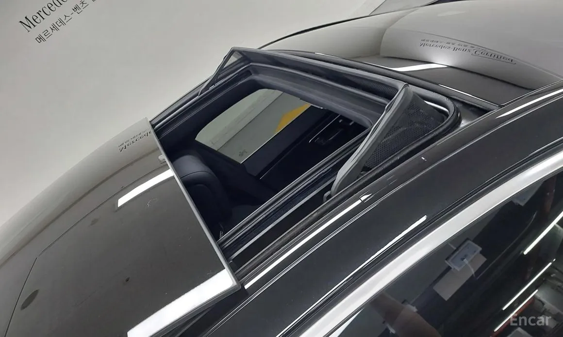 Фото 12 - Mercedes-Benz S-Class