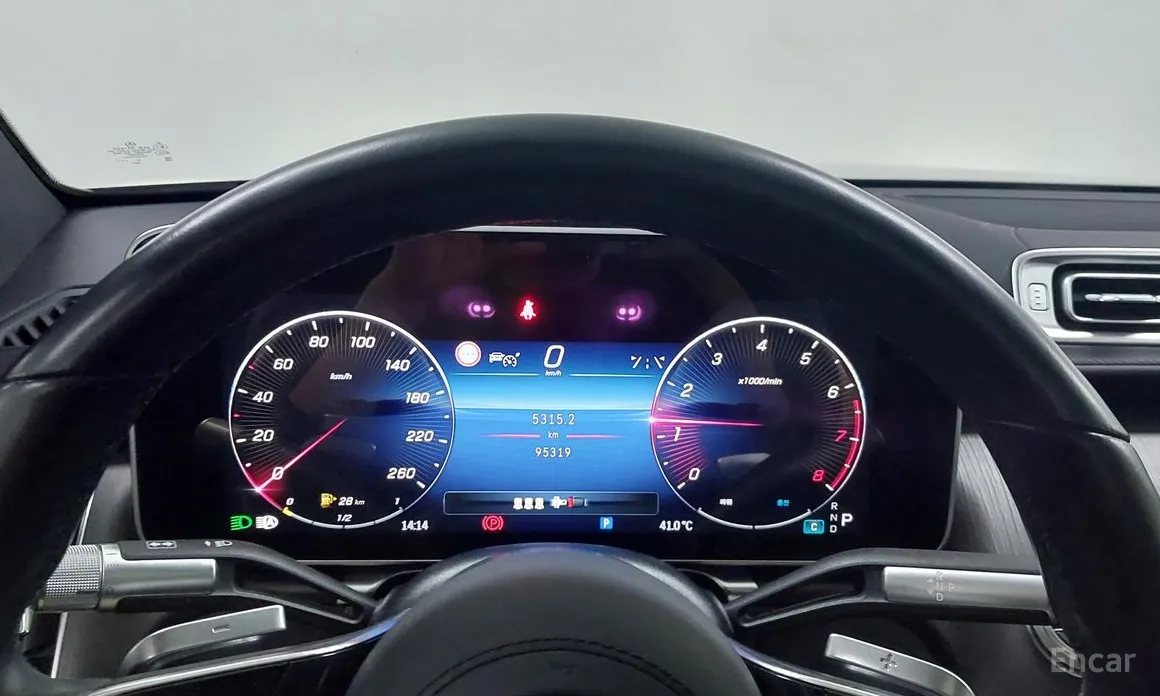 Фото 8 - Mercedes-Benz S-Class