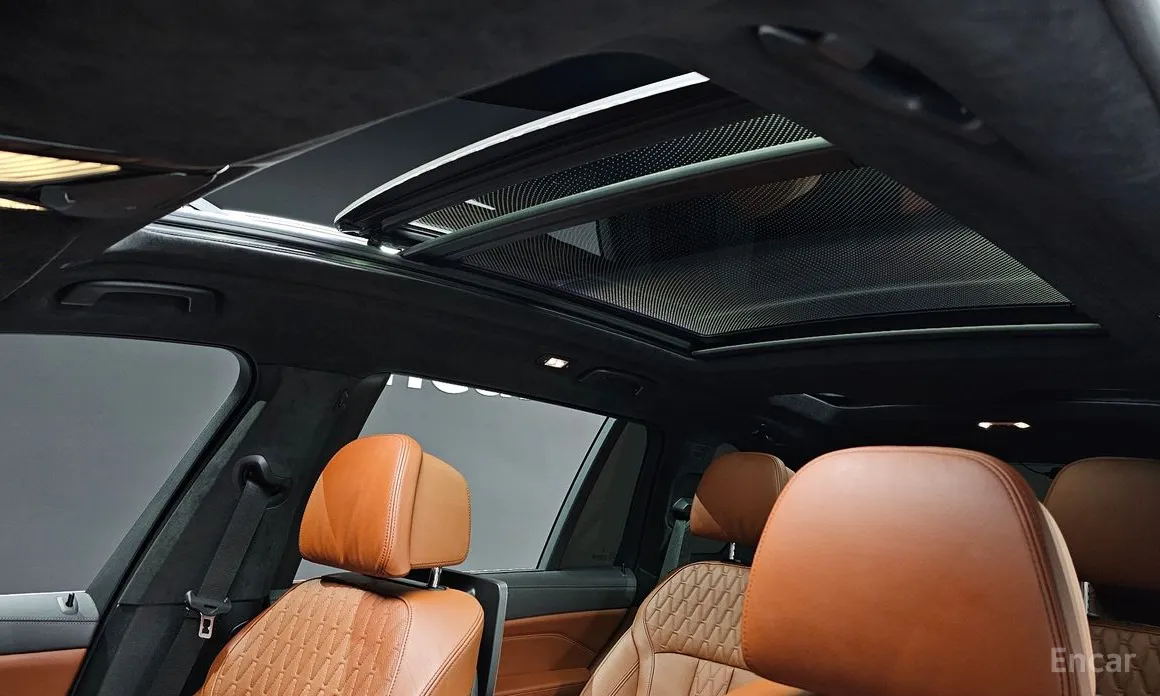 Фото 16 - BMW X7