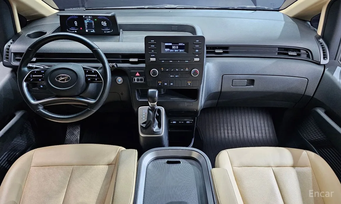 Фото 7 - Hyundai Staria