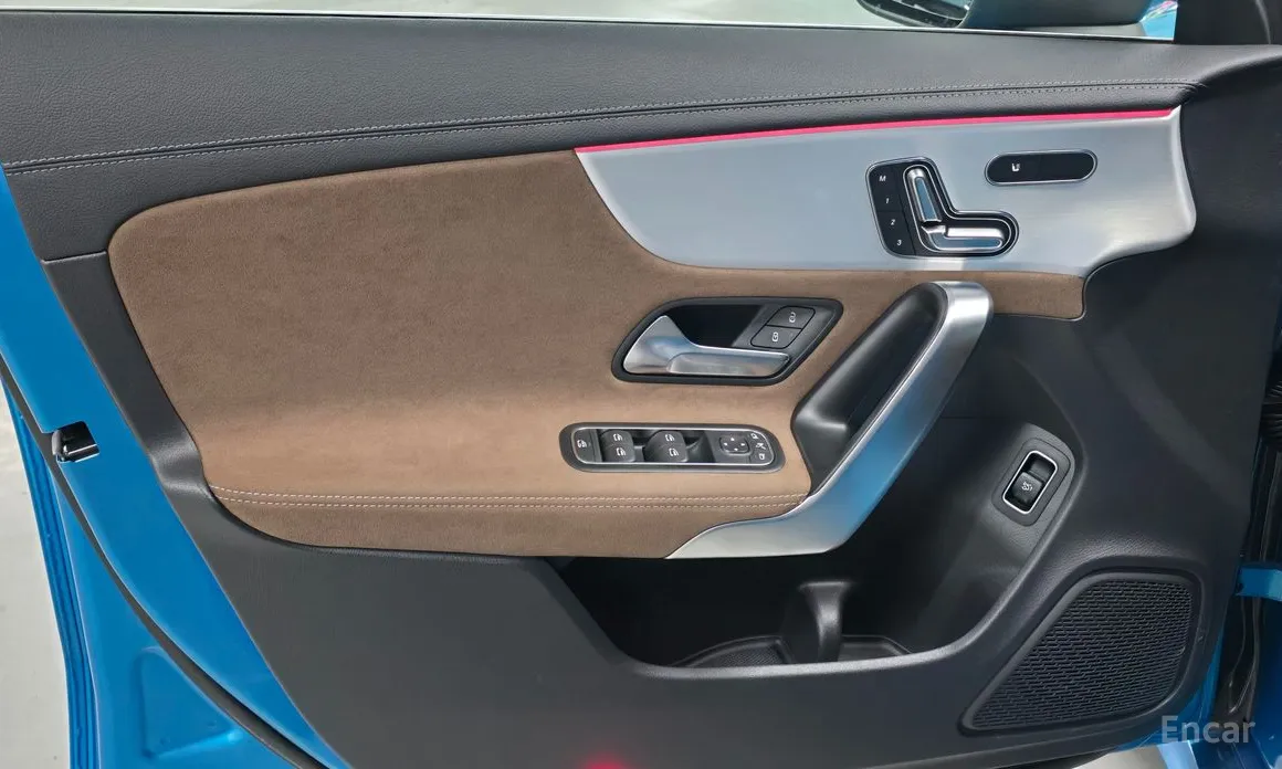 Фото 13 - Mercedes-Benz CLA-Class