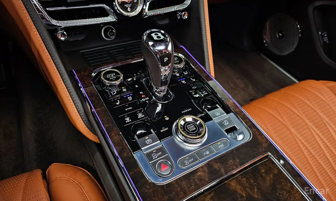 Фото 9 - Bentley Flying Spur