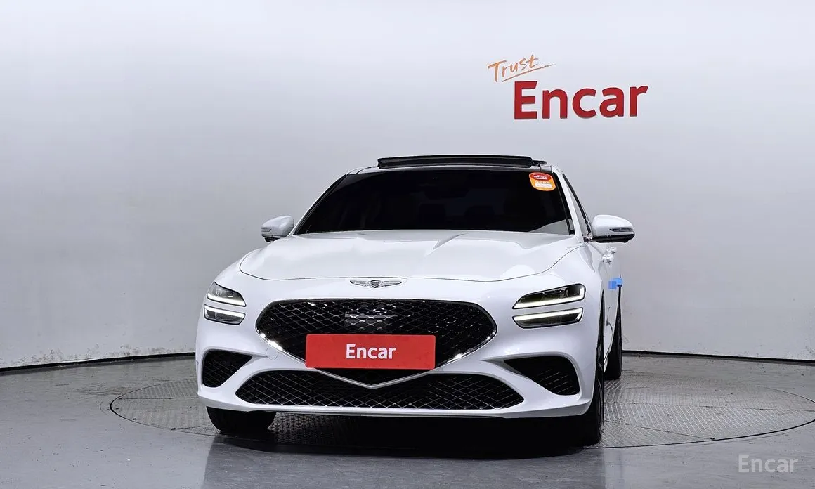 Фото 3 - Genesis G70