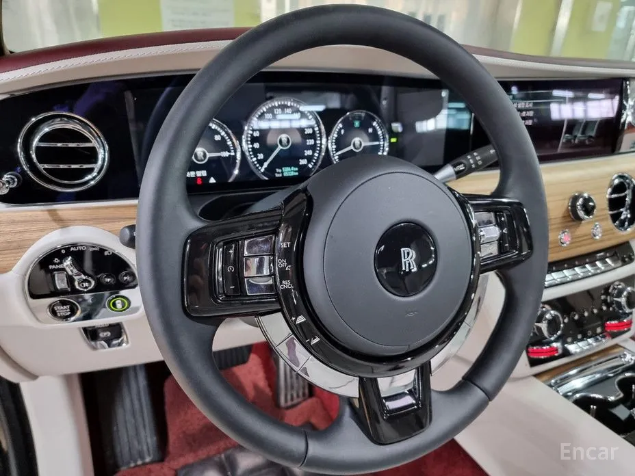 Фото 13 - Rolls-Royce Ghost