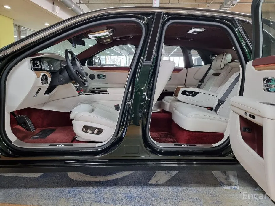 Фото 9 - Rolls-Royce Ghost