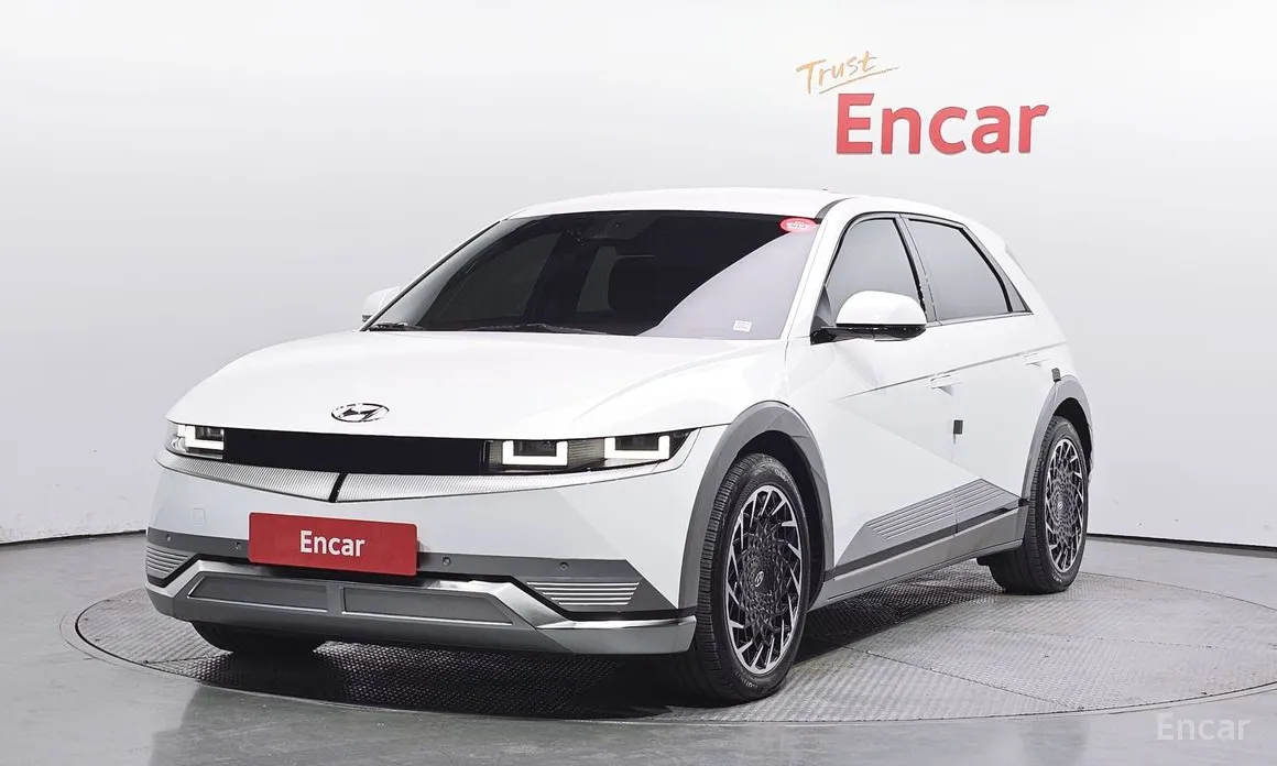 Фото 1 - Hyundai Ioniq 5