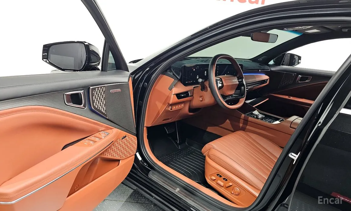 Фото 10 - Kia K8