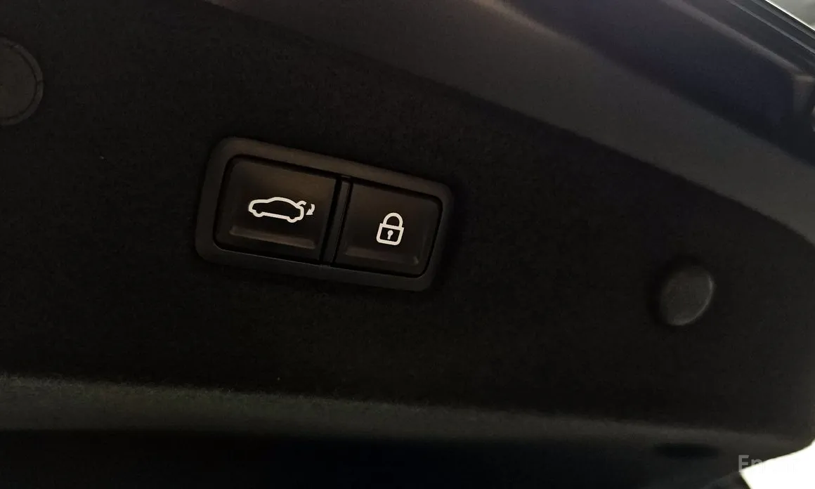 Фото 20 - Kia K8