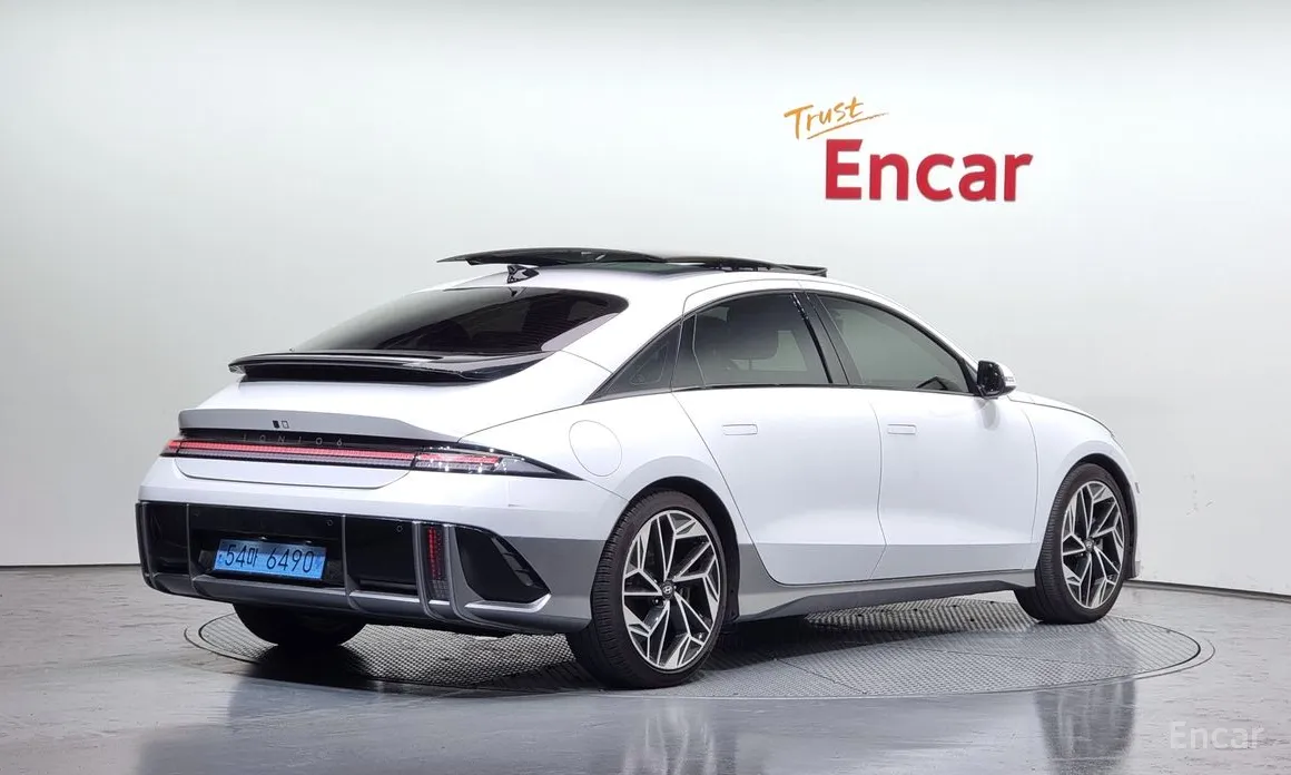 Фото 2 - Hyundai Ioniq 6