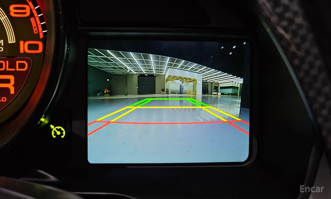 Фото 13 - Ferrari F8