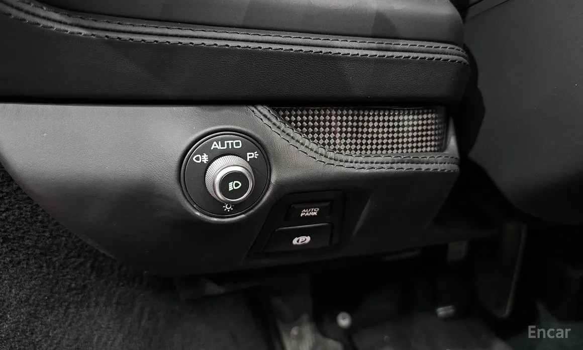 Фото 19 - Ferrari F8