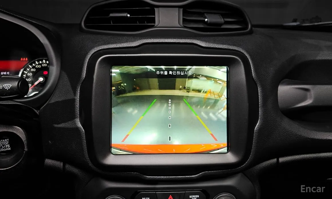 Фото 15 - Jeep Renegade