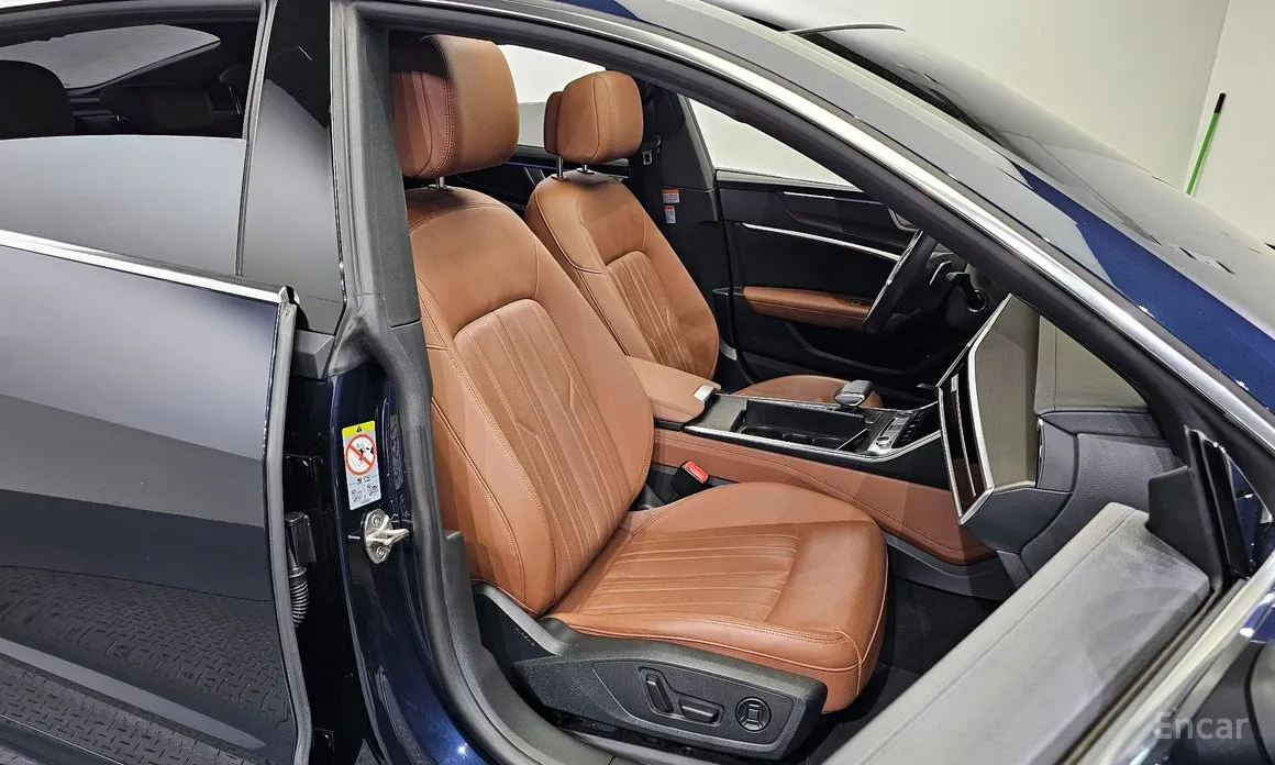 Фото 12 - Audi A7