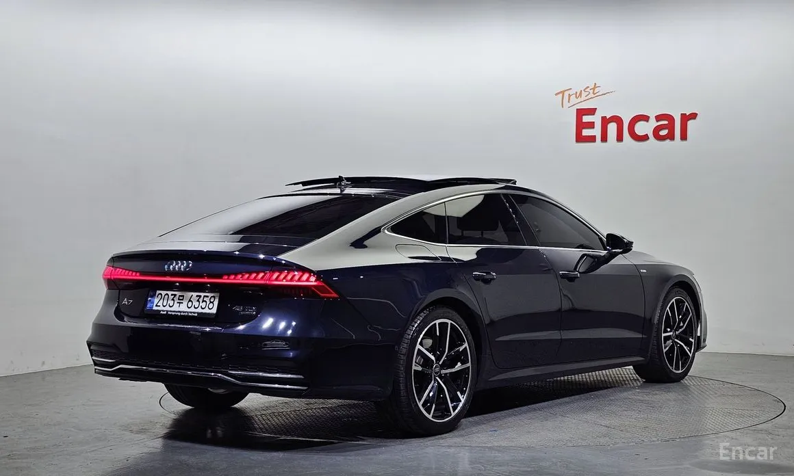 Фото 2 - Audi A7