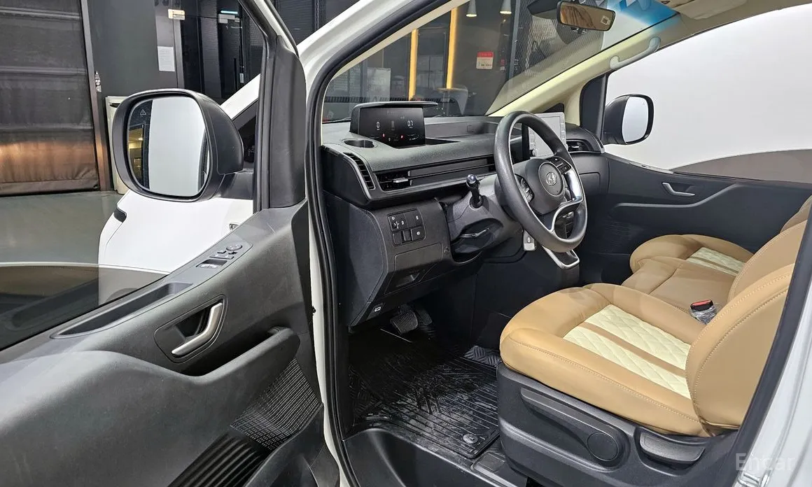 Фото 10 - Hyundai Staria