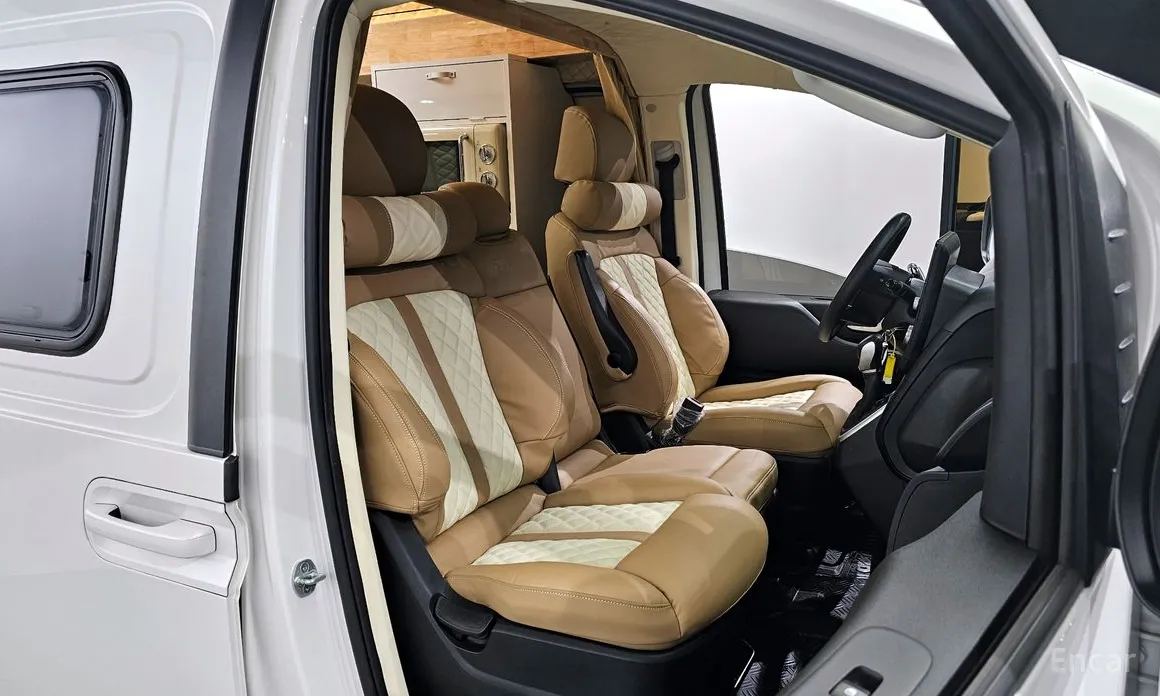 Фото 12 - Hyundai Staria