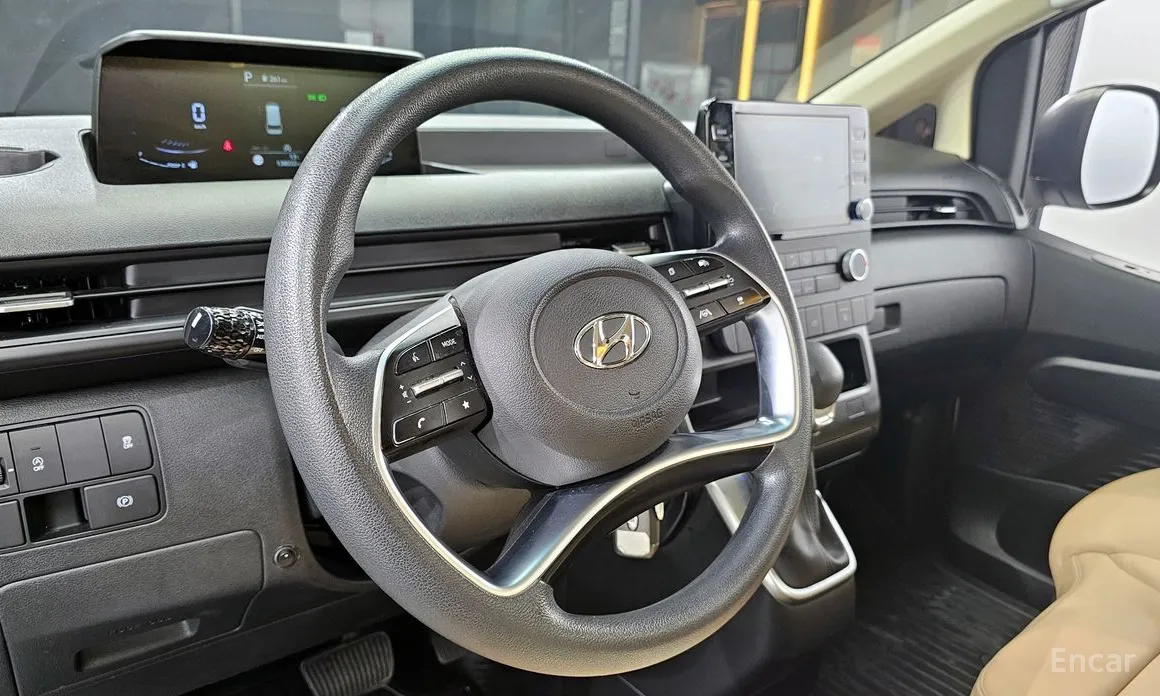 Фото 13 - Hyundai Staria