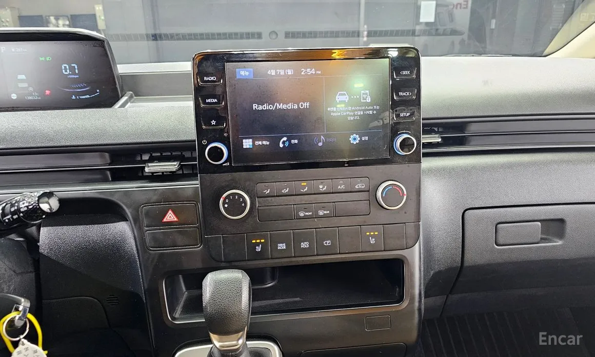 Фото 16 - Hyundai Staria