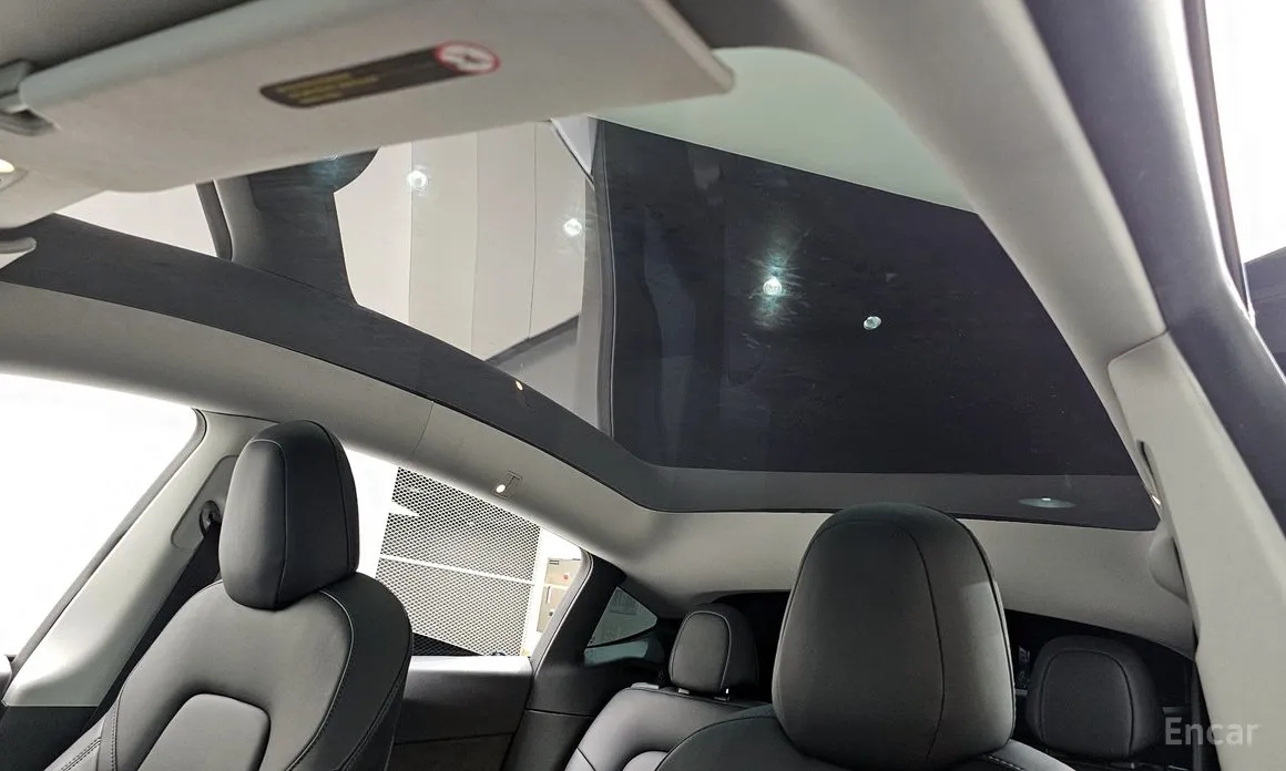 Фото 17 - Tesla Model Y