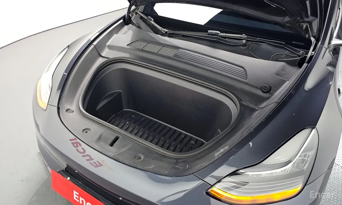 Фото 6 - Tesla Model Y