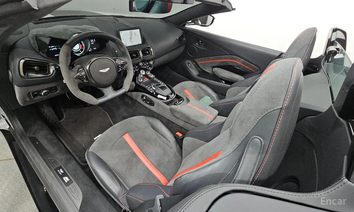 Фото 7 - Aston Martin Vantage