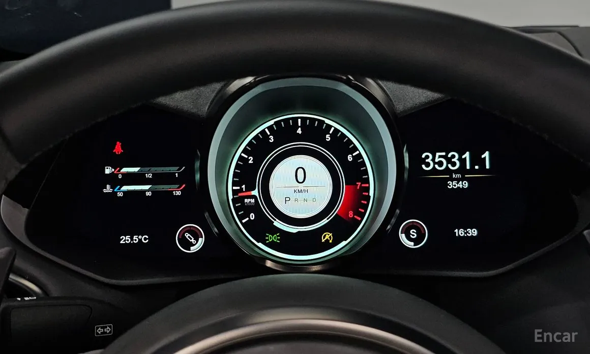 Фото 8 - Aston Martin Vantage