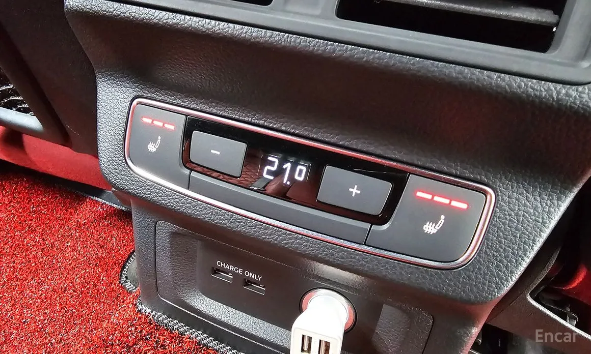 Фото 18 - Audi SQ5