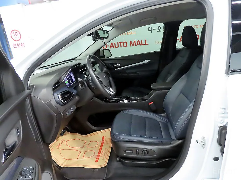 Фото 6 - Chevrolet Bolt EUV