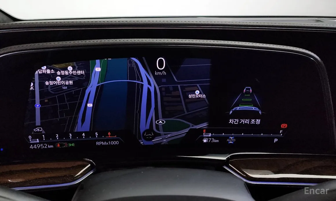 Фото 8 - Cadillac Escalade