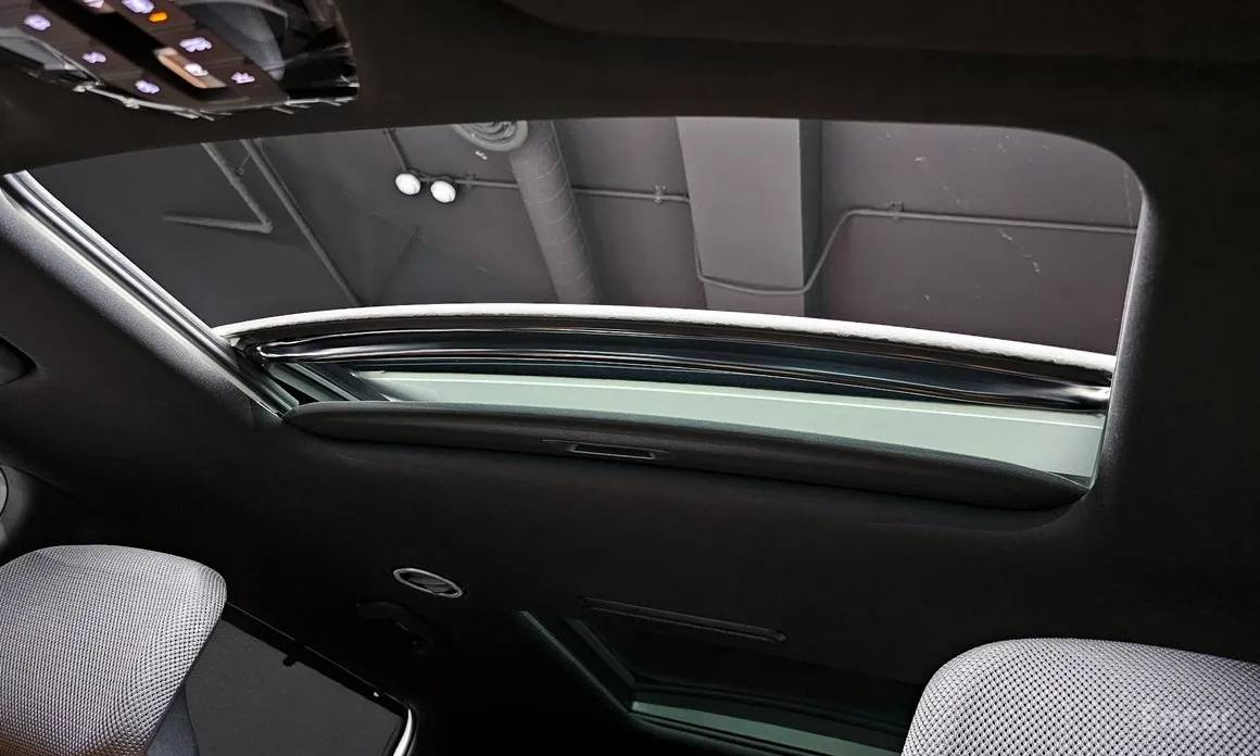 Фото 16 - Kia EV9