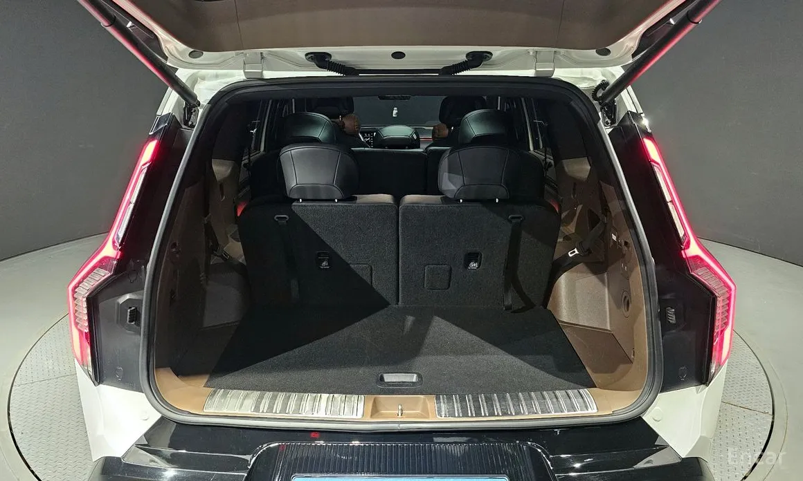 Фото 19 - Kia EV9