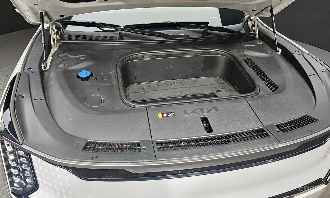 Фото 6 - Kia EV9